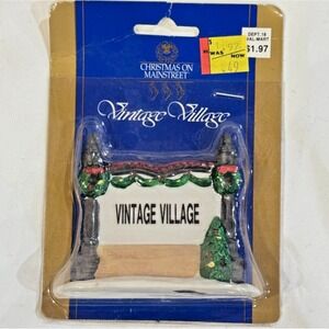 Christmas On Mainstreet Vintage Village Sign Figurine Accessory Figure Holiday
